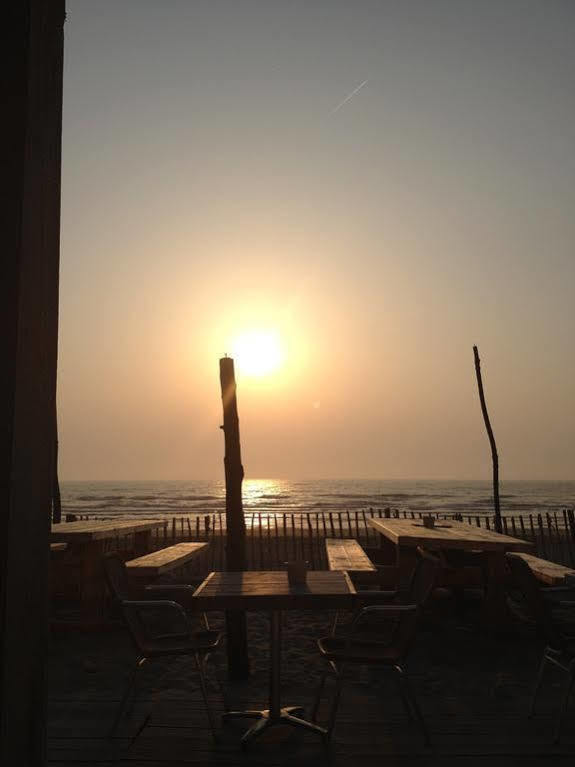 Hotel Noordzee Зандфорт Экстерьер фото